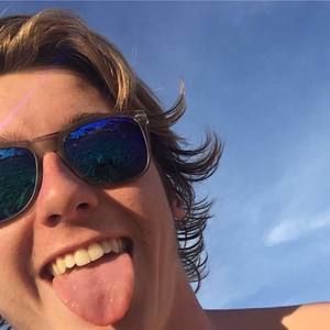 Meet your Posher, Aaron